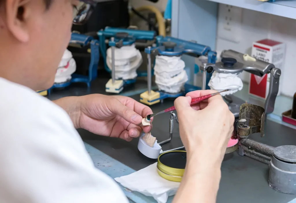 技工所併設でスピーディーに対応